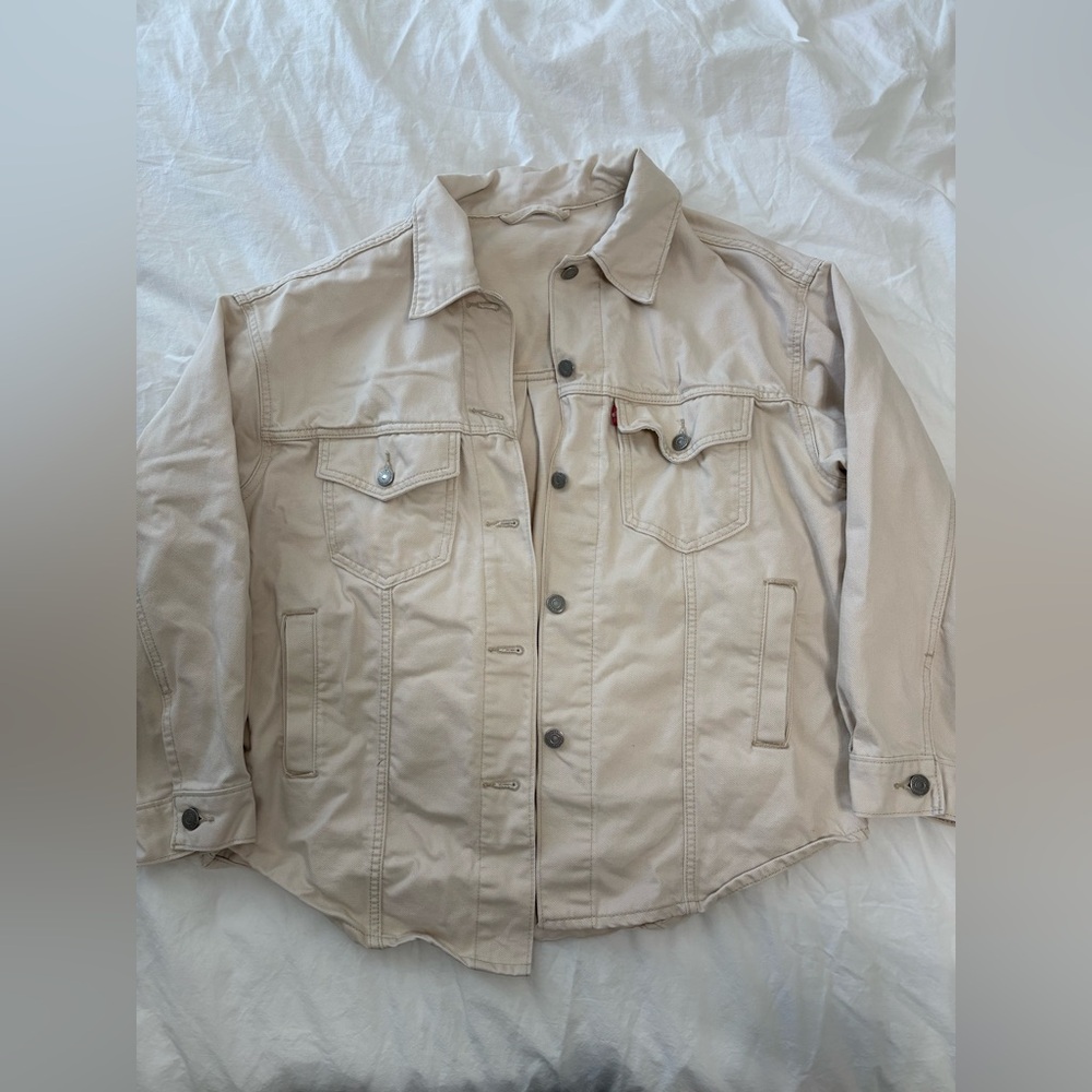 levi’s off white oversized denim shirt jacket
